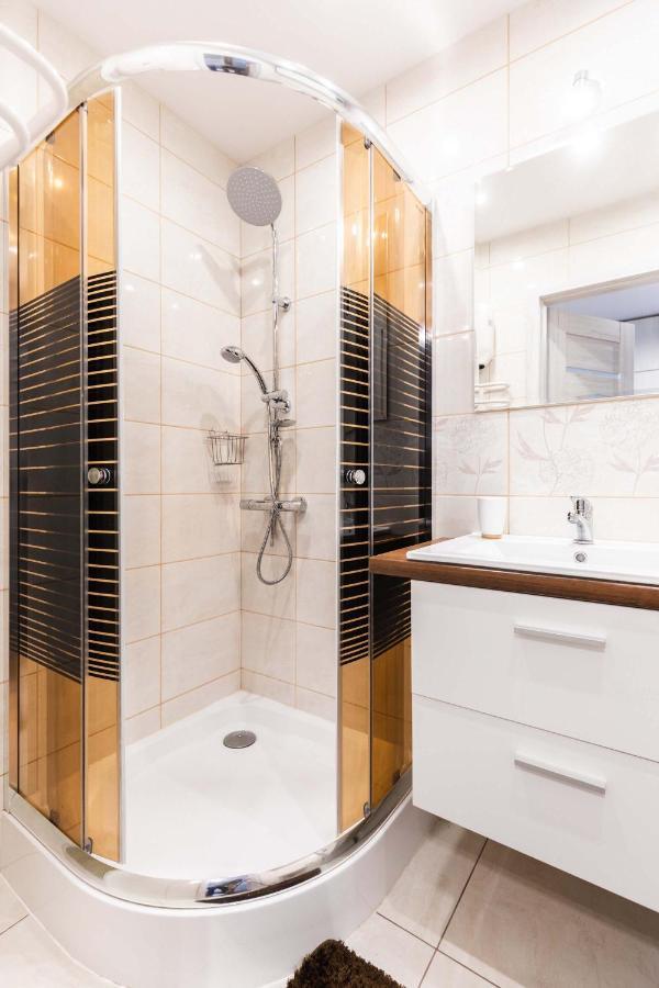 Apartament Cztery Tulipany ザコパネ エクステリア 写真